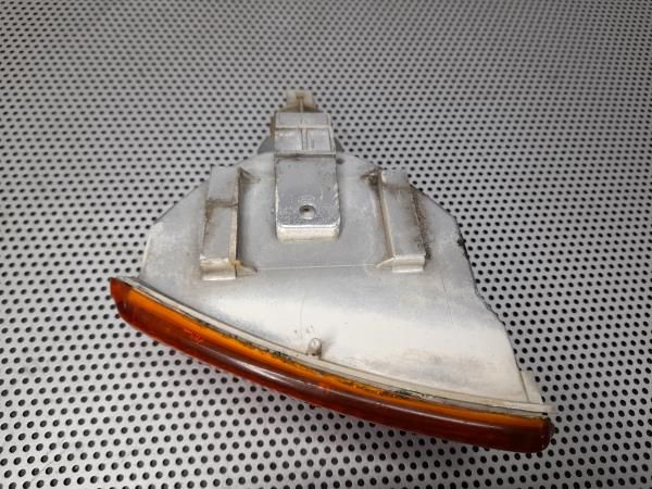 Pisca frente direito VOLKSWAGEN Polo (86C, 80)