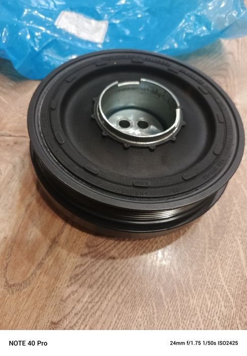 Koło pasowe BMW N47 nowe