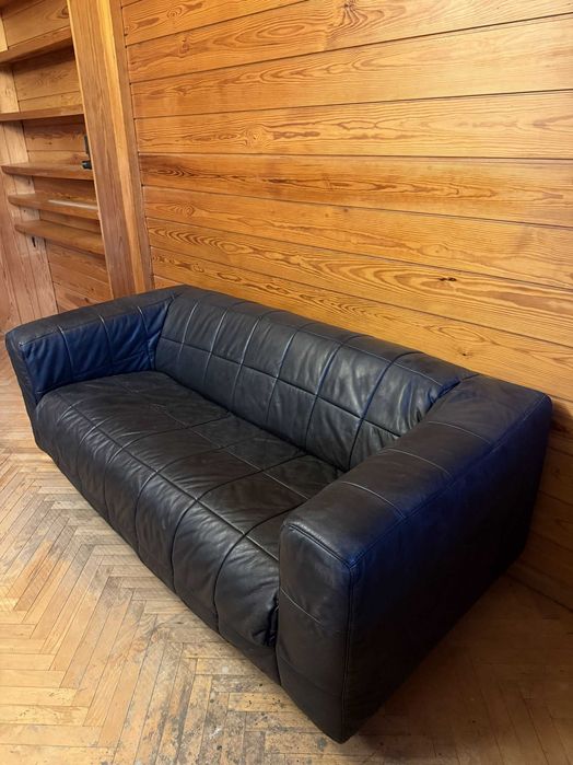 Kanapa czarna, skóra naturalna 180cm szerokość, w bardzo dobrym stanie