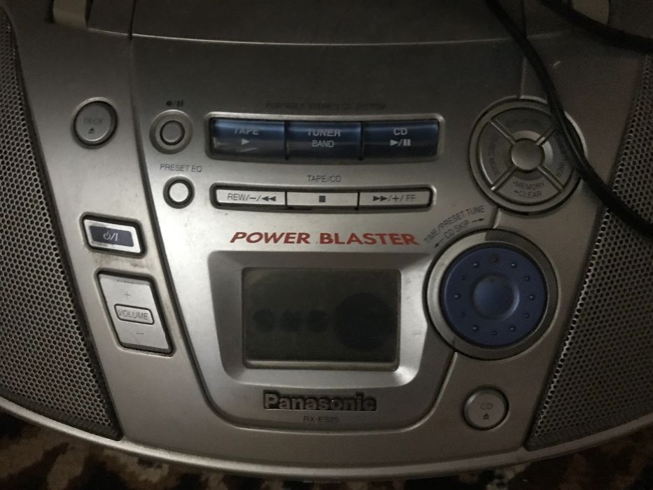 Магнитофон Panasonic
