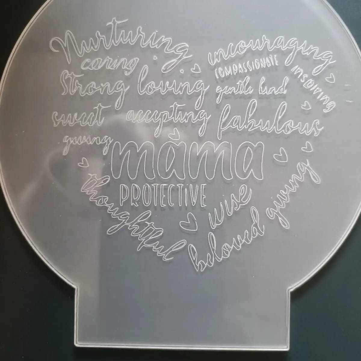 Acrílicos LED Personalizados – Iluminação Exclusiva para Seu Espaço
