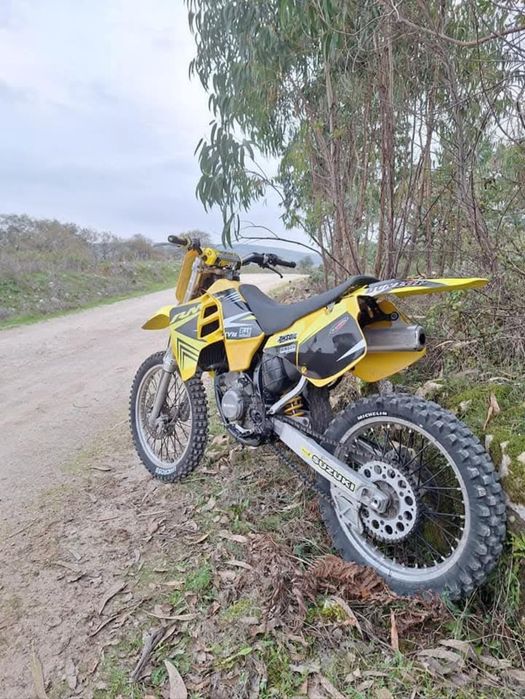 Vendo Suzuki RM 145cc