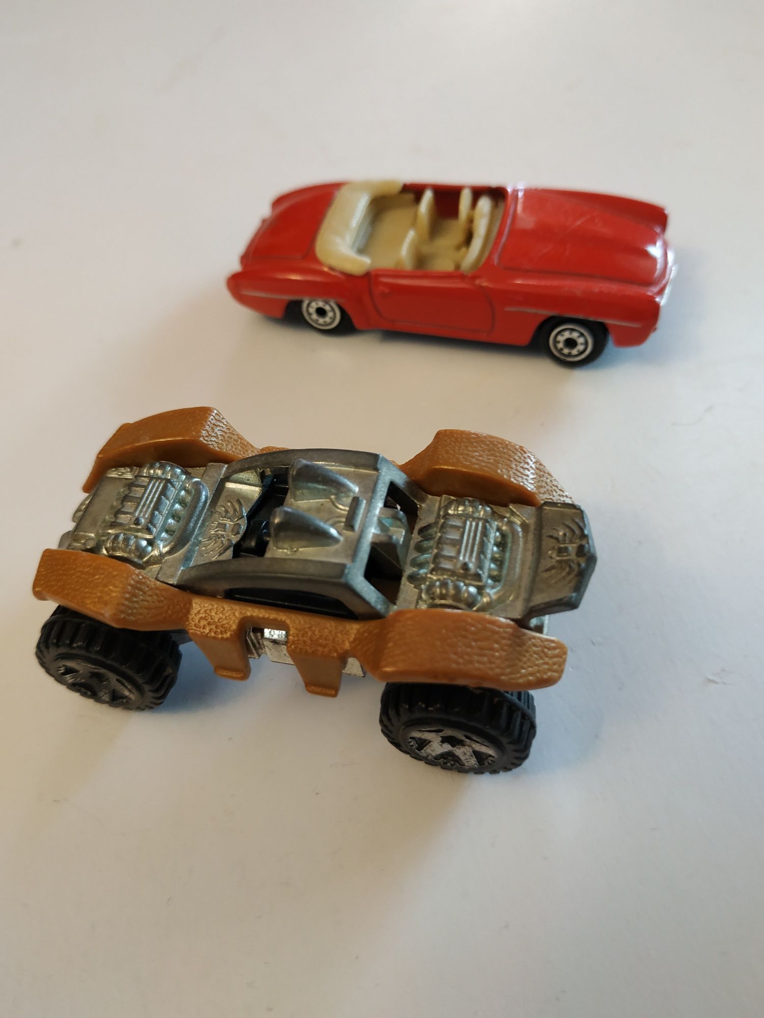 Дитячі іграшки Автомобілі