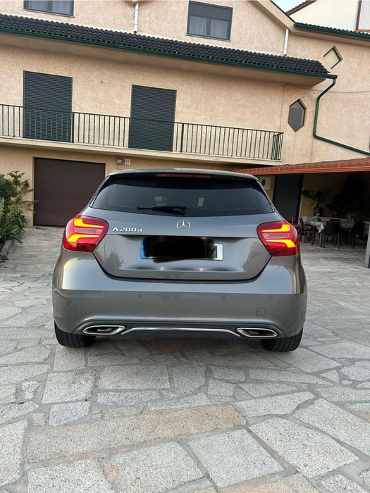Mercedes-Benz A 200