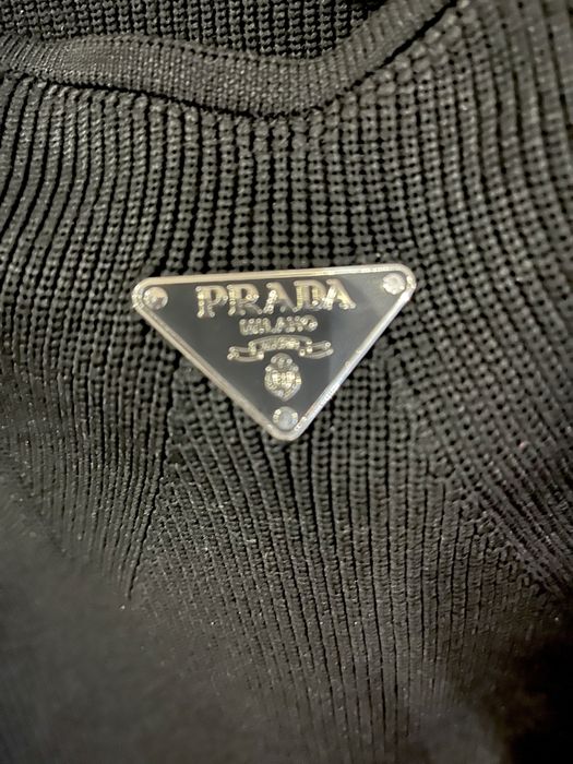 Лонгсліви PRADA розмір S M