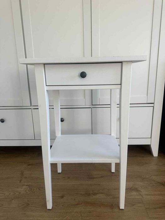 Stolik nocny Ikea Hemnes