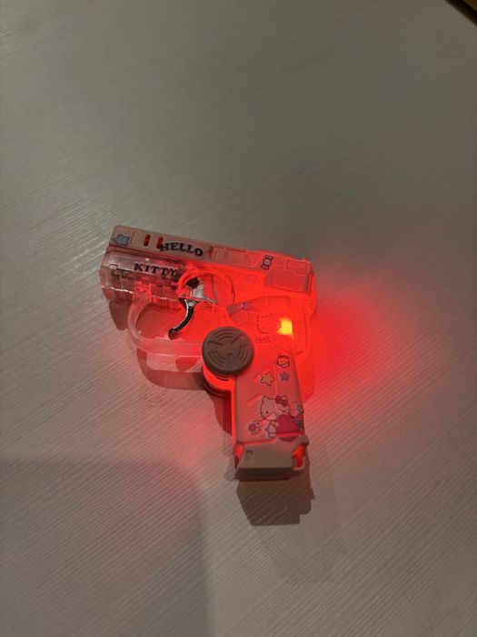 Kompaktowa zapalniczka LED