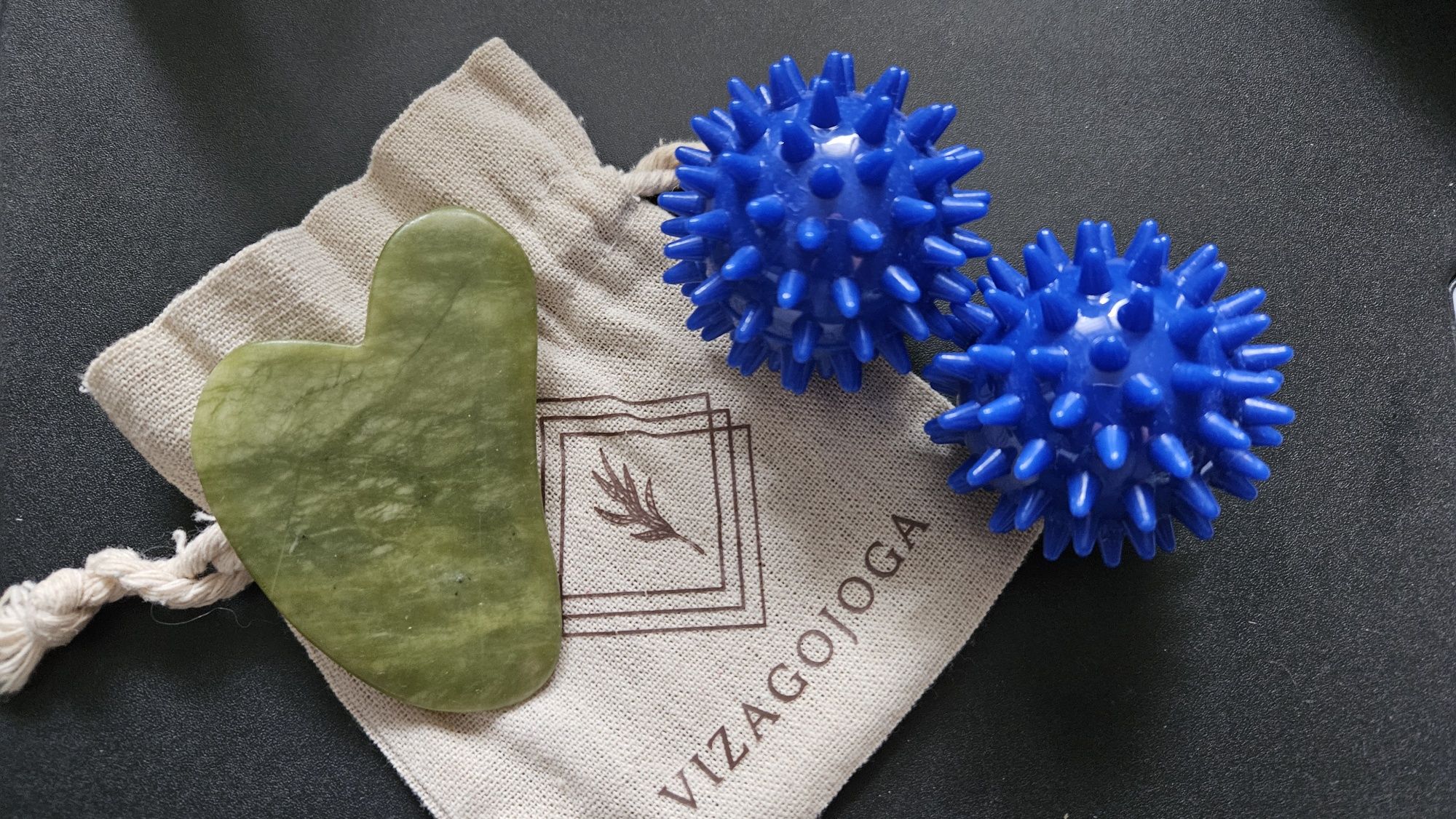 Zestaw Kamień Gua Sha z jadeitu + 2 jeżyki joga twarzy