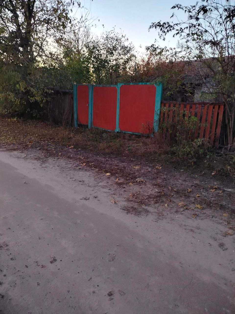 Продам будинок з опаленням. Можливий торг.