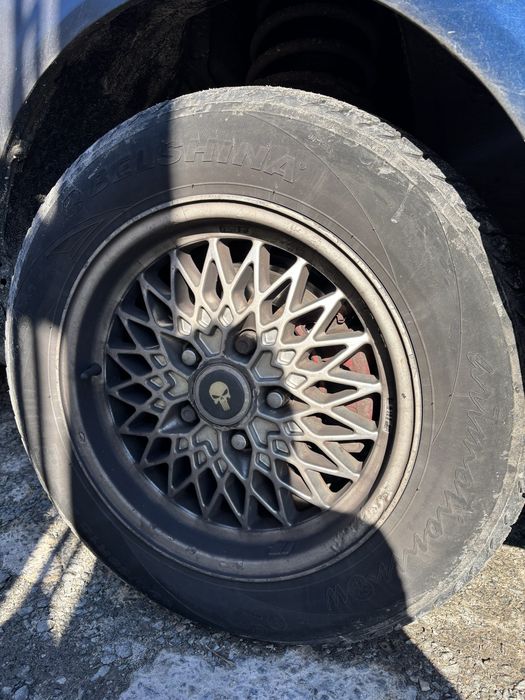 Титанові диски r15 5/114 з всесезонною резиною