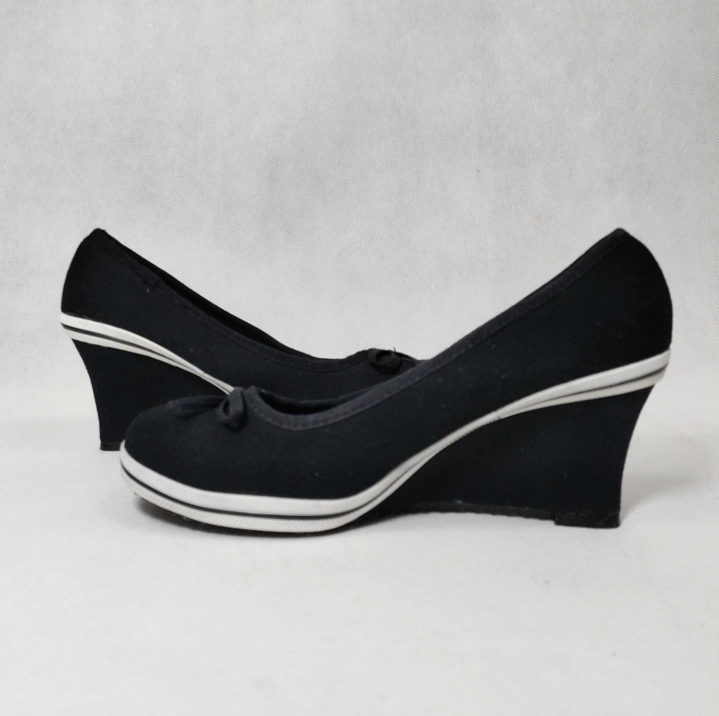 Czółenka damskie buty bawełniane na koturnie 38  24,5 cm BD0169A