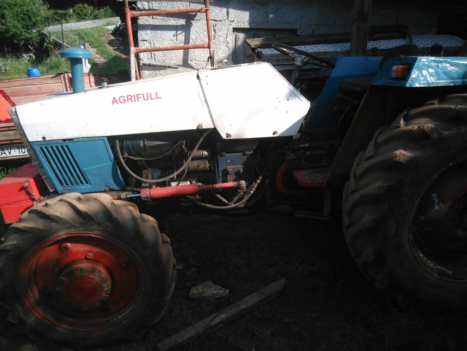 Vendo trator agrifull