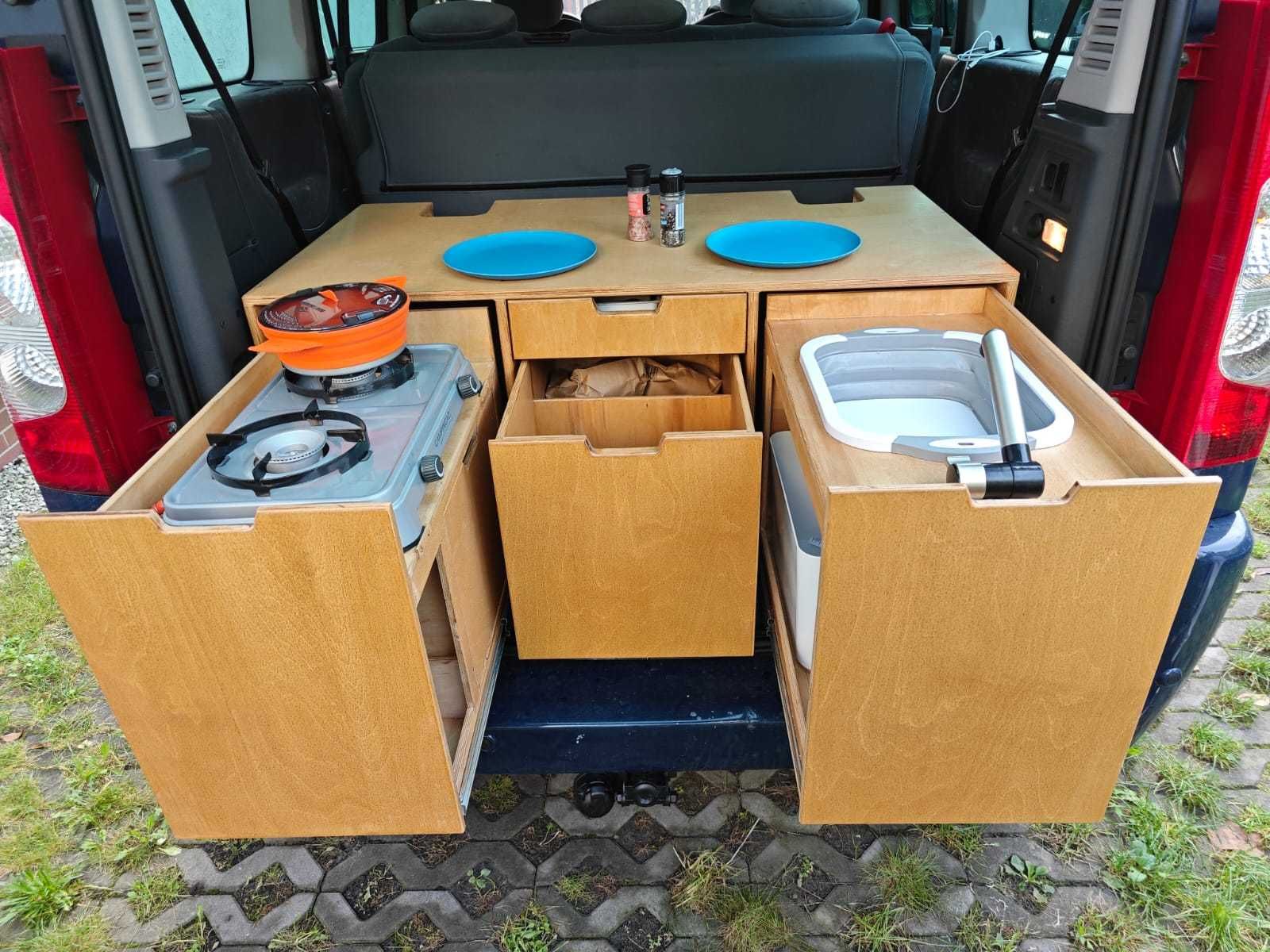 Zabudowa turystyczna CamperBox Kamperboks na wymiar do każdego pojazdu