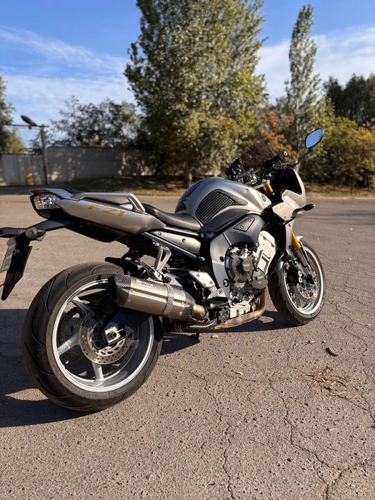 Продам Yamaha Fazer FZ1