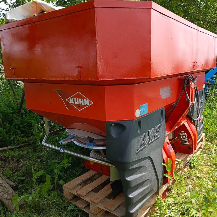 Розкидач Kuhn RAUCH AXIS
