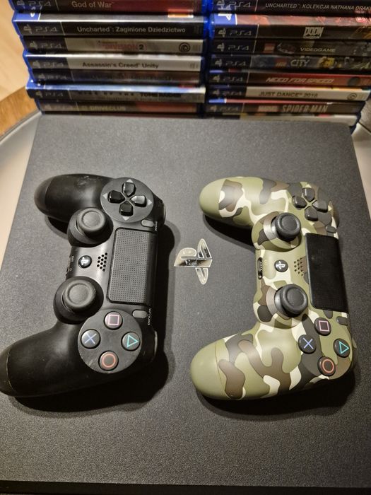 PlayStation 4 Pro Ps4 1tb. Stan idealny. Pad, gry