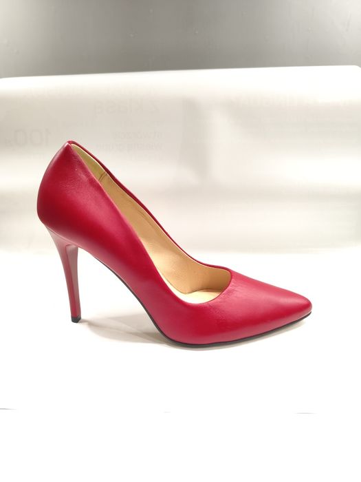 Szpilki czerwone bordowe skórzane 39