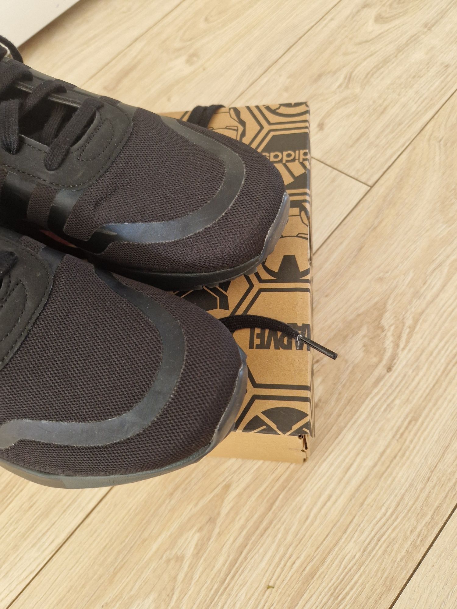 Czarne sneakersy Adidas r. 42 2/3