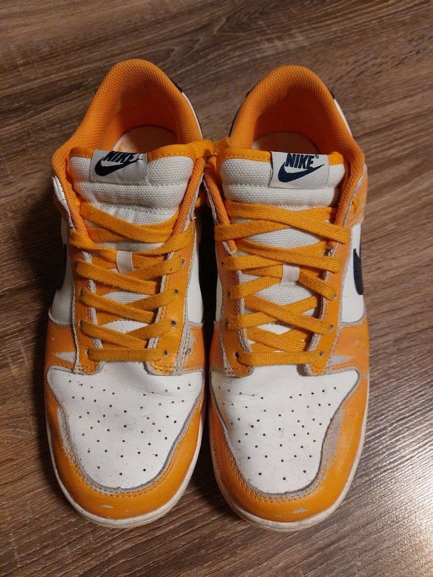 Nike dunk low Wear and Tear