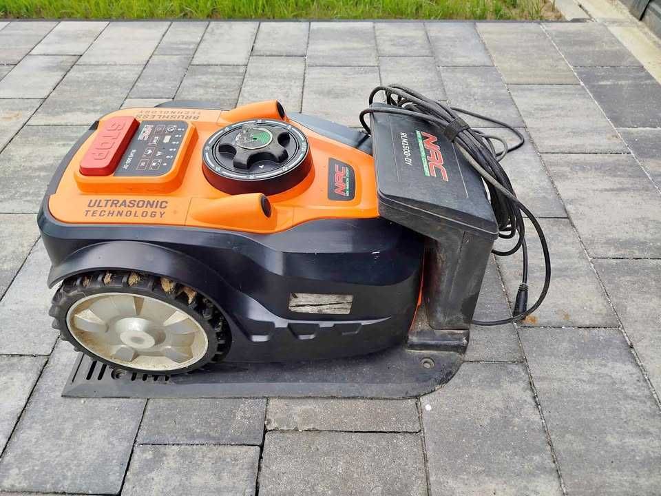Robot koszący NAC