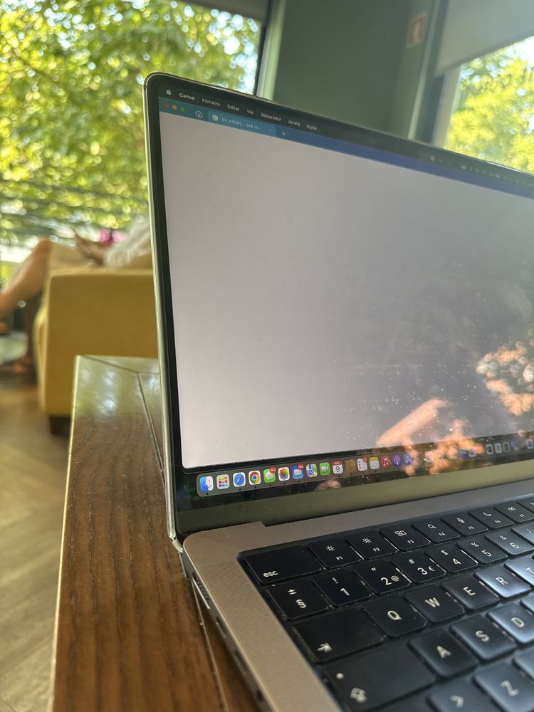 Macbook Pro M1 14”