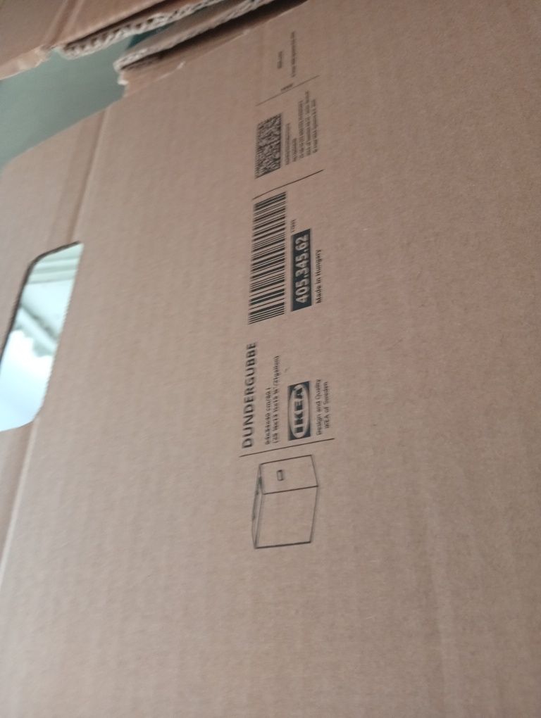 Dou caixas de embalagem IKEA em Viseu