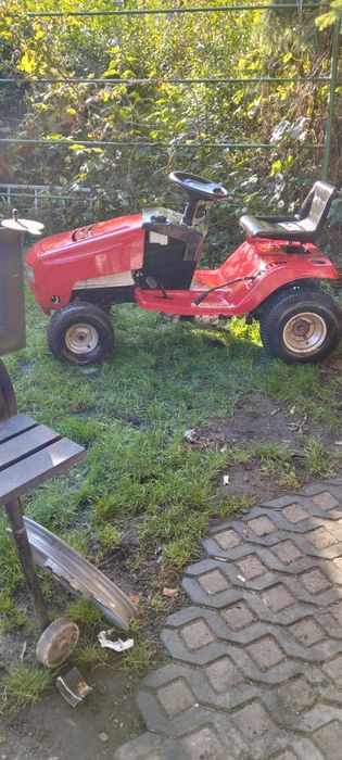 Traktorek ogrodowy   ciągniczek sam