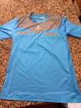 Vendo 3 camisolas  10€ cada azuis bebe de arbitro de futebol