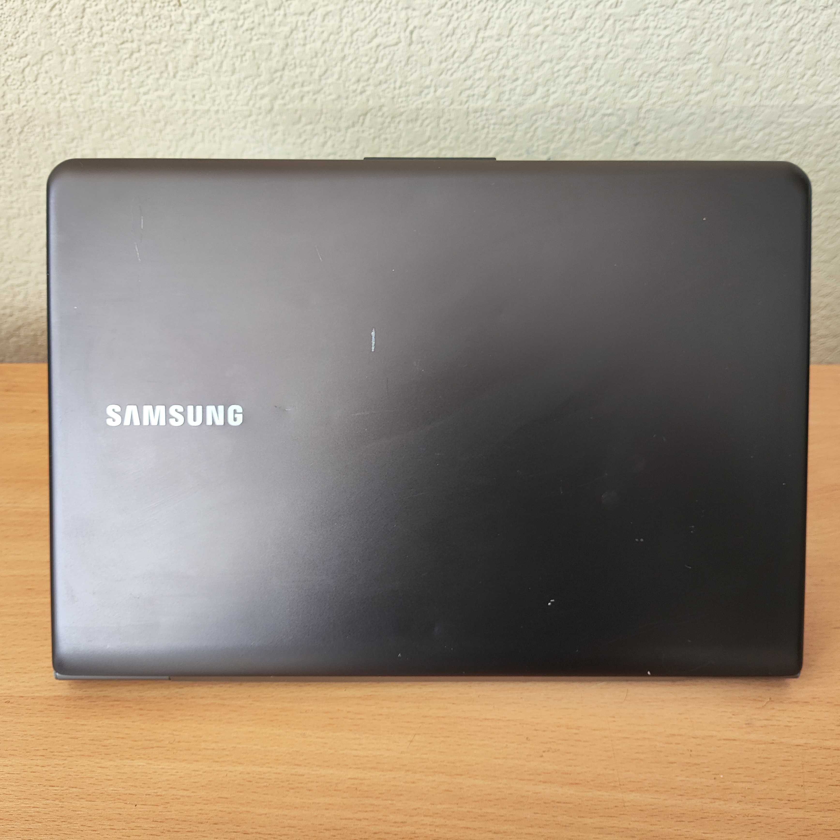Ноутбук Samsung NP530U3C 13.3" i5-3317U/6Гб/500HDD+24SSD/HDGaphics4000