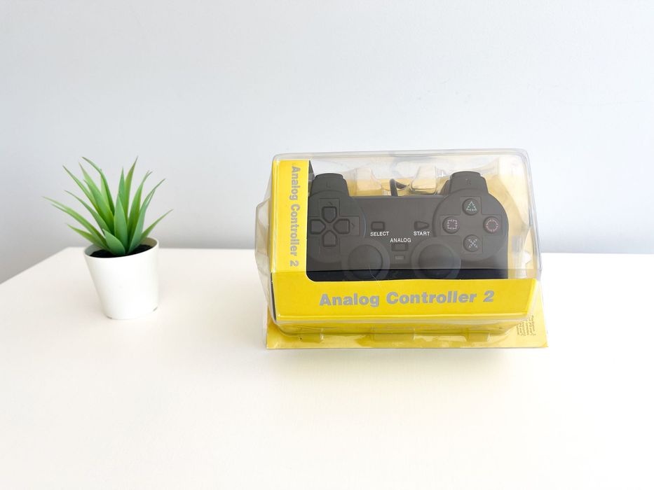 Comando Playstation 2 c/ fios - NOVO/SELADO