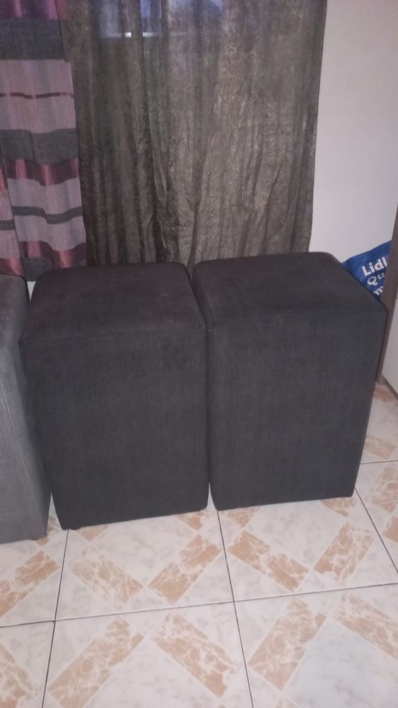 Sofa com 4puf bom estado