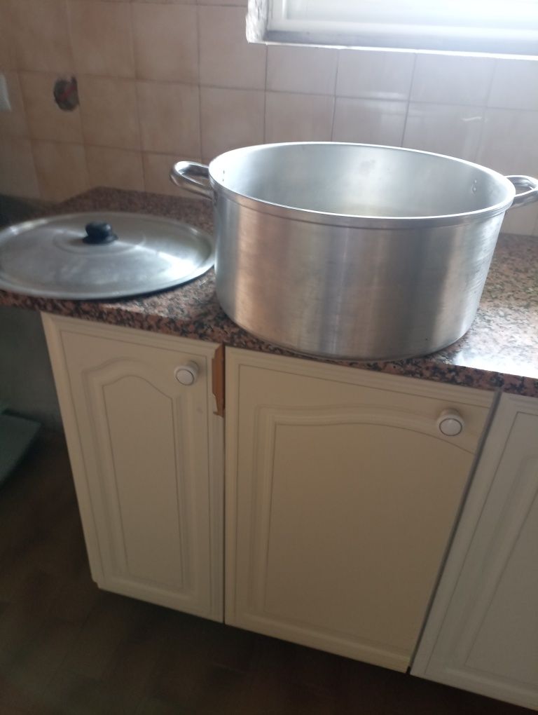 Tacho grande em alumínio