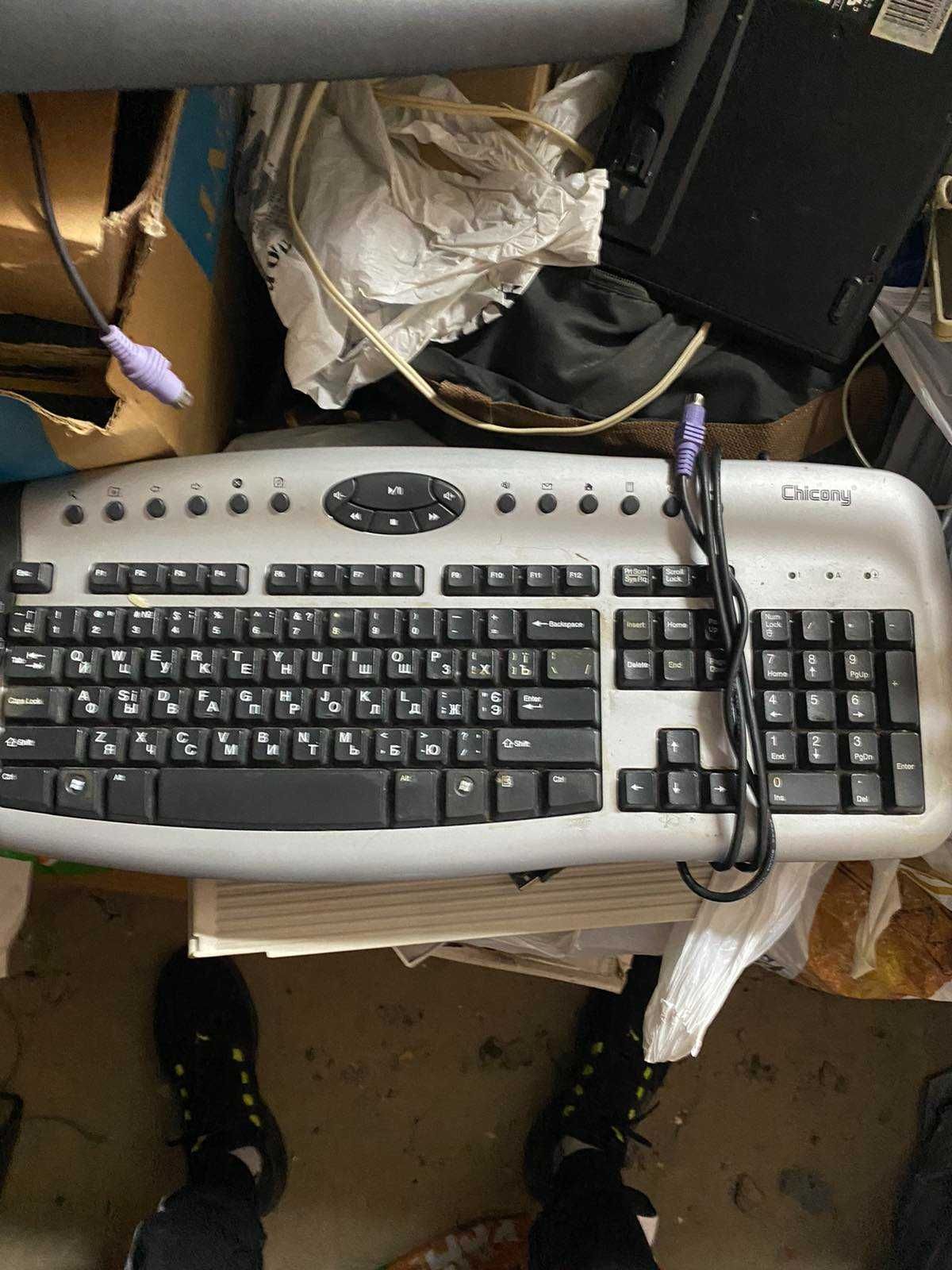 Продам 4 клавиатуры за 250 грн