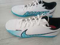 Halówki Nike Mercurial Vapor 15 IC Buty Piłkarskie Męskie 40,5 25,5 cm