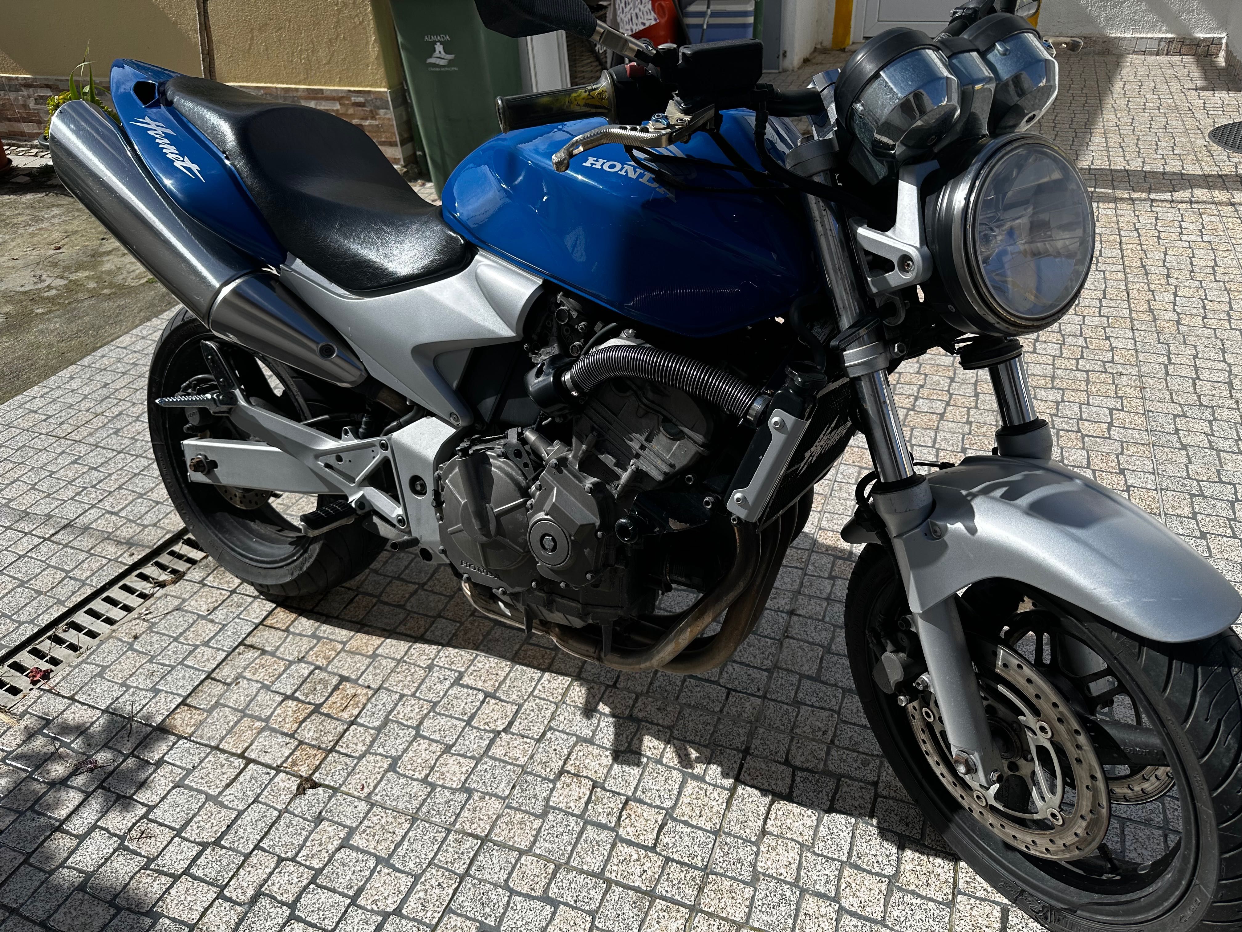 Mota Hornet 600 cc