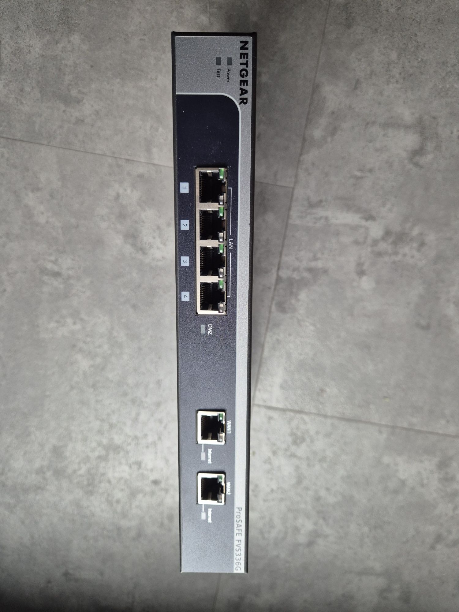 Router Netgear ProSAFE FVS336G