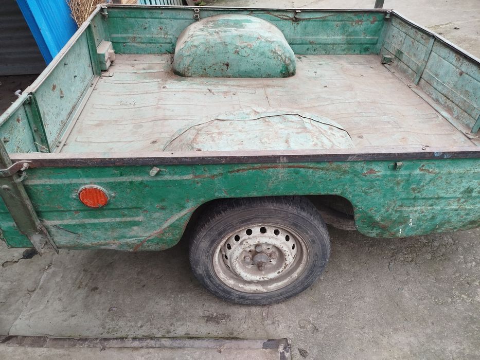 Прицеп до легкового автомобіля