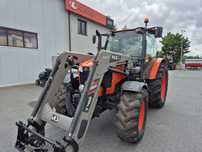 Kubota M128GX-II , z ładowaczem czołowym .