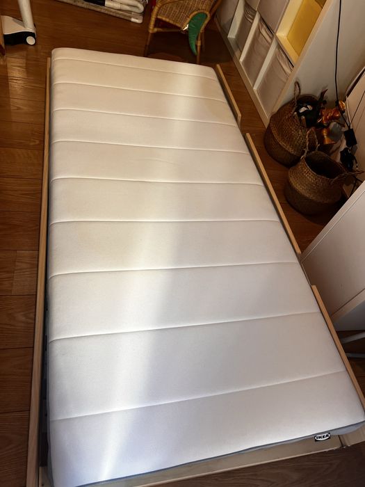 Colchao 90x200 molas/ikea como novo