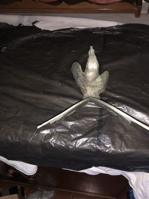 Galo e mais duas peças antigas