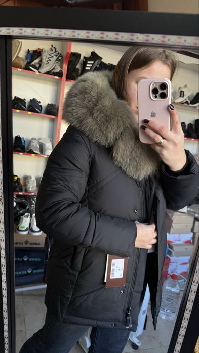 Натуральна зимова куртка з шикарним хутром. Розміри 42,46,48 в наявнос