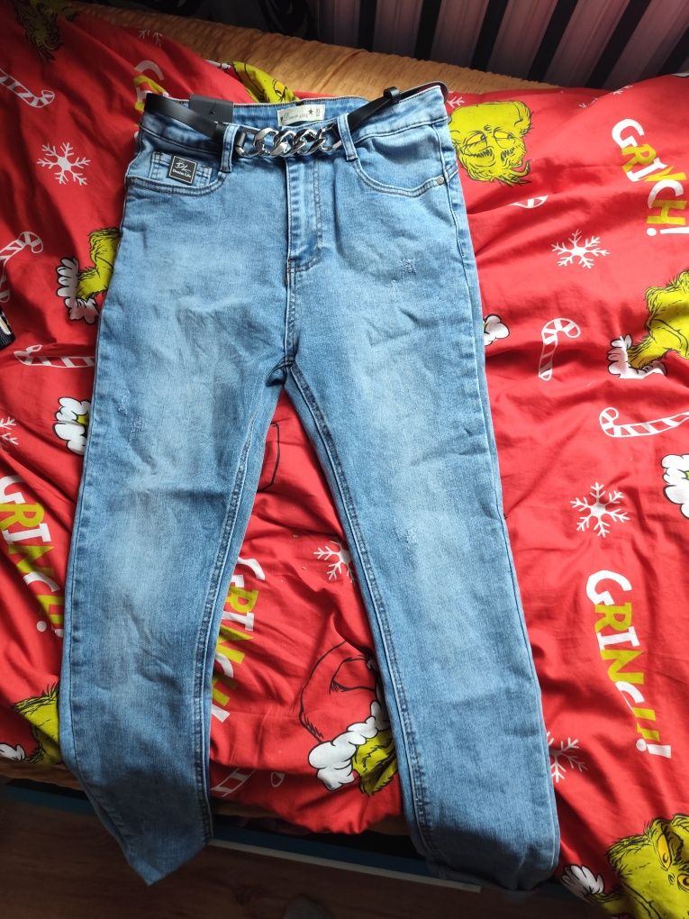 Spodnie jeansowe z paskiem L