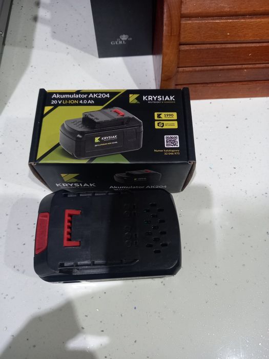 Sprzedam ładowarki i akumulator firmy Krysiak