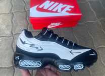 Nike Air Max 95 Future Moverment Premium black/white 41-45 в наявності