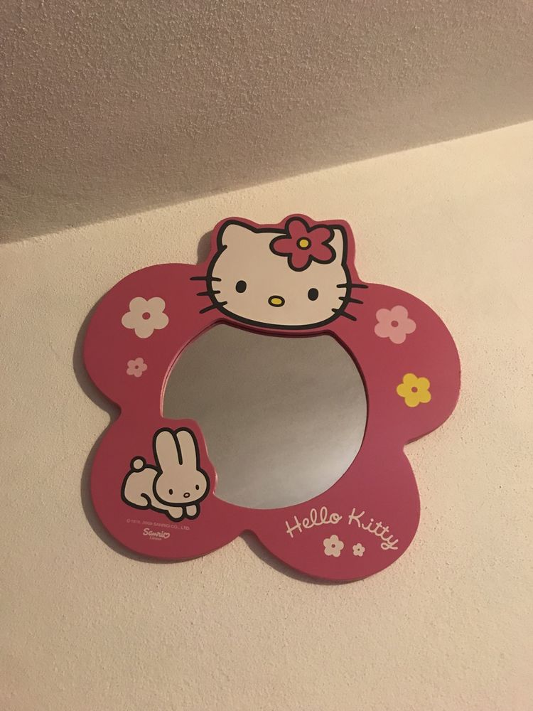 Conjunto mobilia Hello Kitty