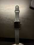apple watch series 5 44mm nike