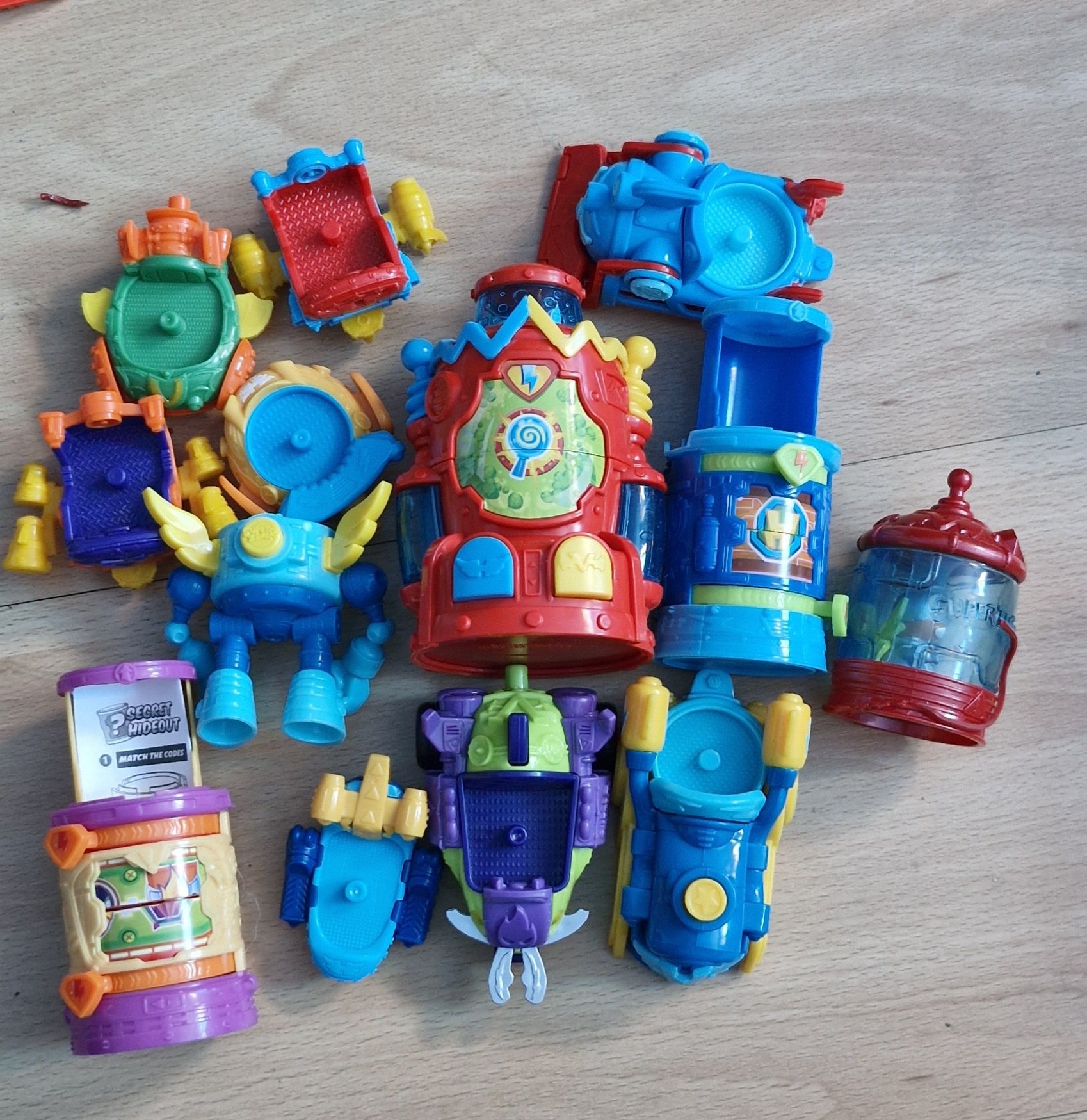 Zinks figurki i pojazdy