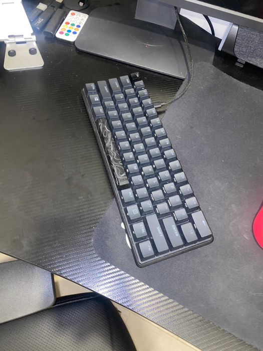 Vendo Teclado Mecânico HyperX Alloy Origins 60 RGB Gaming US Red Switc