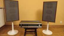 Stylowy komplet kolumn LOEWE, podstawy,  radio GRUNDIG