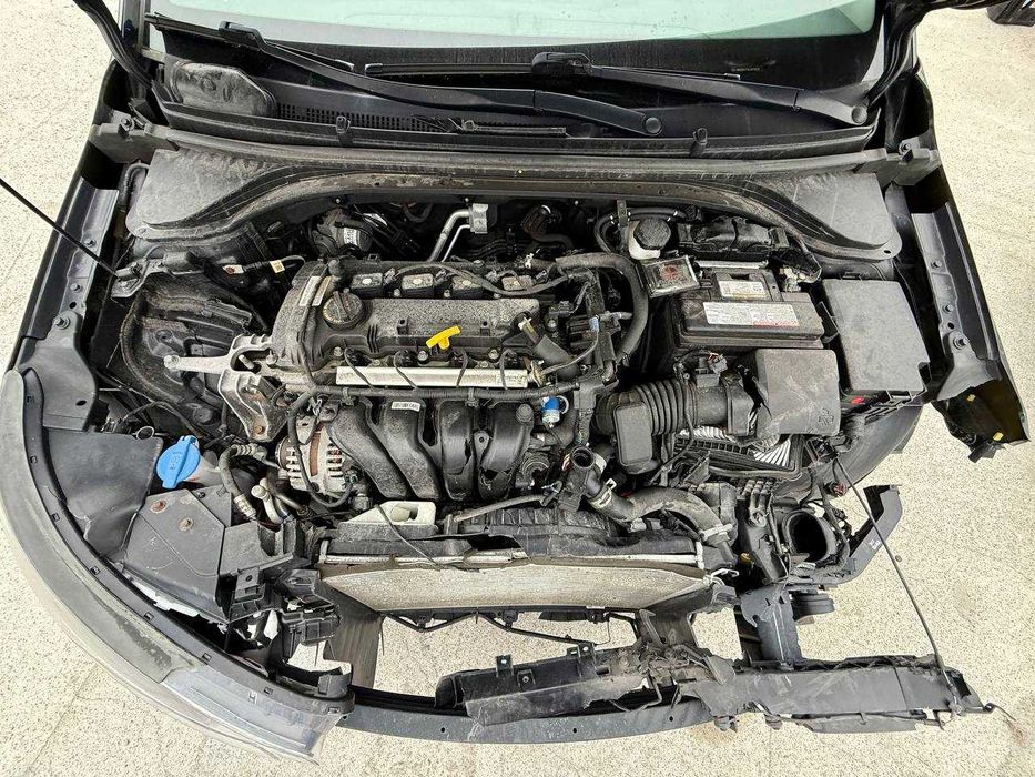 Hyundai elantra 2019 продам без ремонту